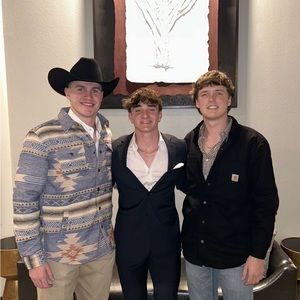 Meet your Posher, Jackson